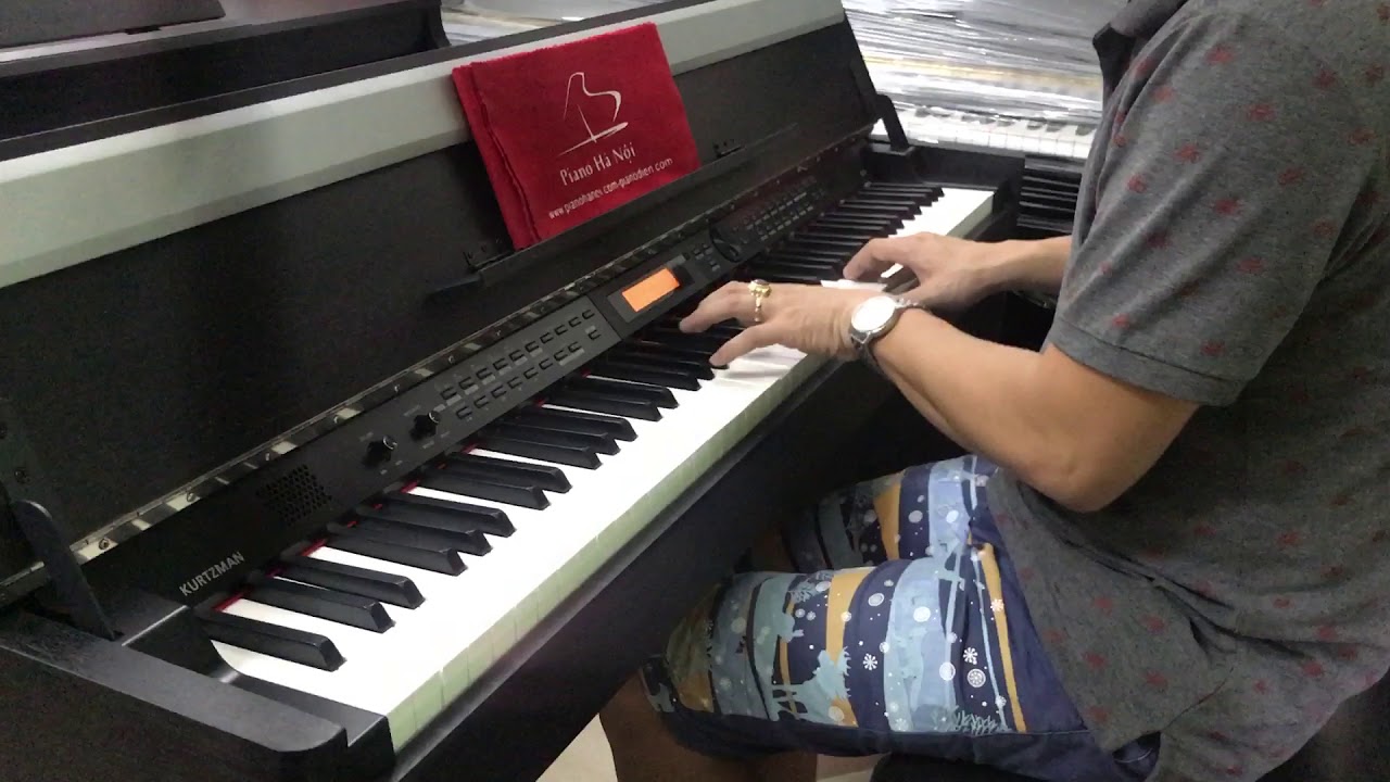 cảm nhận phím đàn piano điện